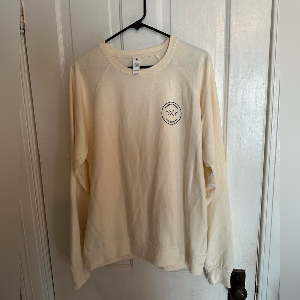 NWOT Buffalo Trace / Yellowstone collaboration sweatshirt SZ L